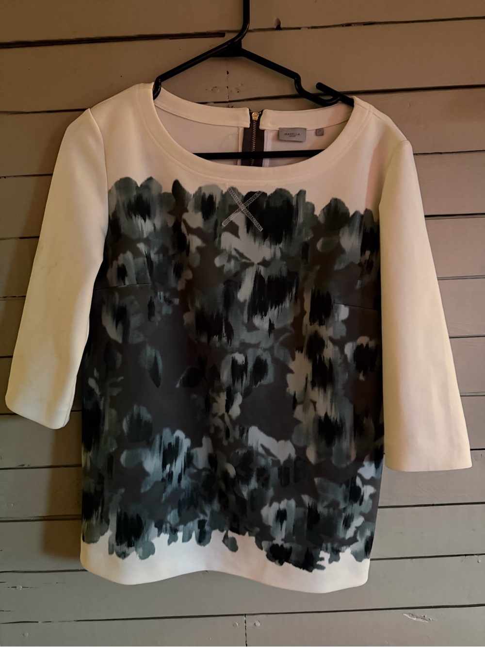 MARELLA Cream Top with Gray Brushstroke Print